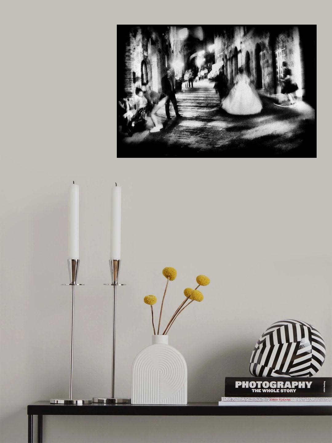 At night in the alleys of San Gimignano Poster och Canvastavla