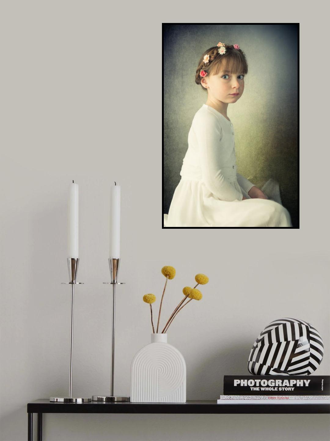 Flowered girl Poster och Canvastavla