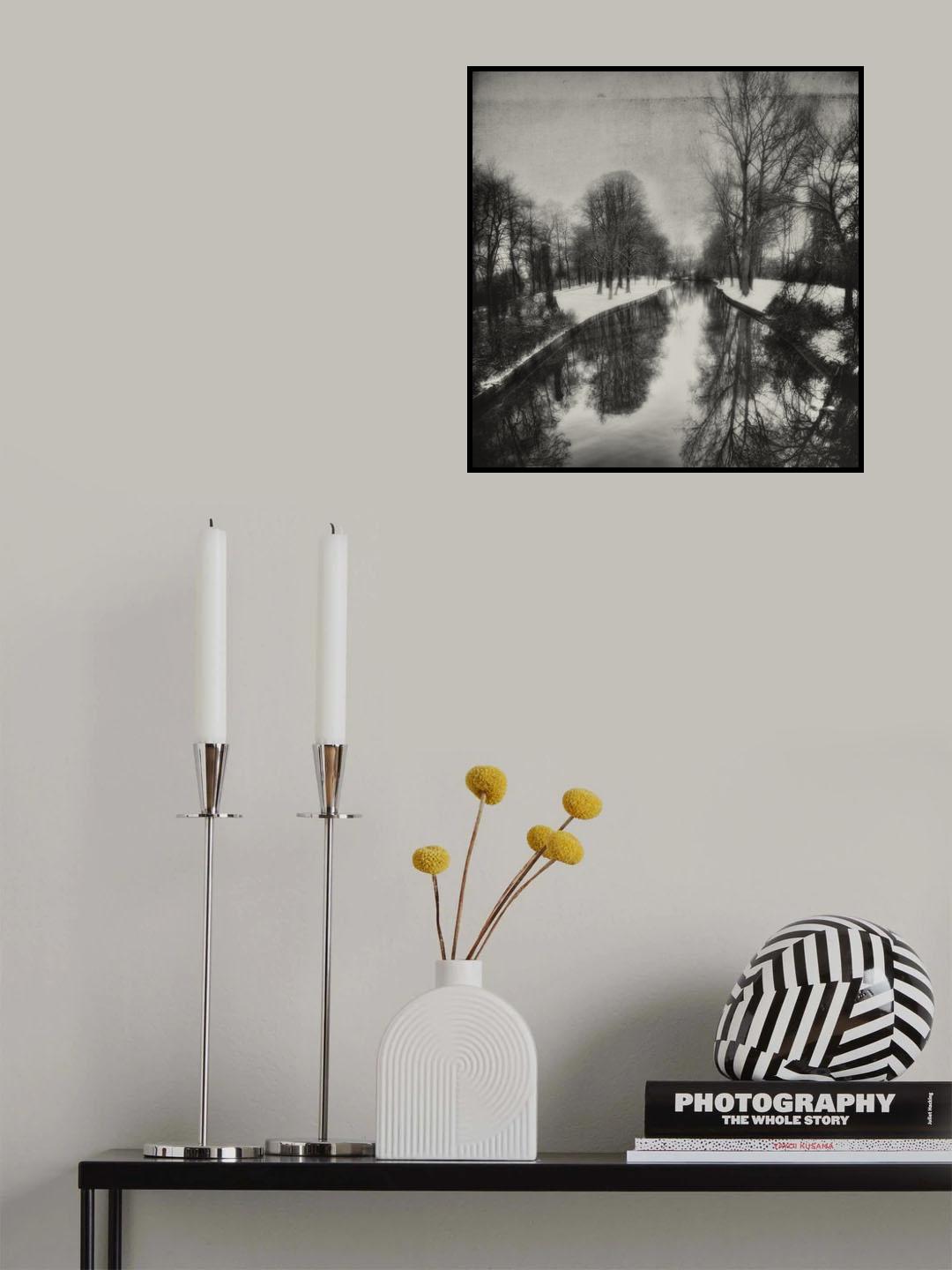 Walking in a winter canvas Poster och Canvastavla