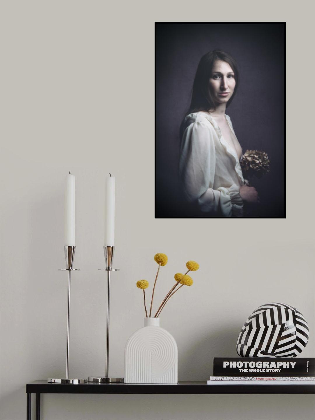 woman with flower Poster och Canvastavla
