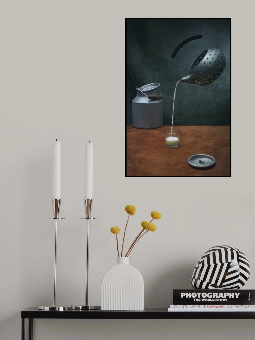 Teapot of milk Poster och Canvastavla