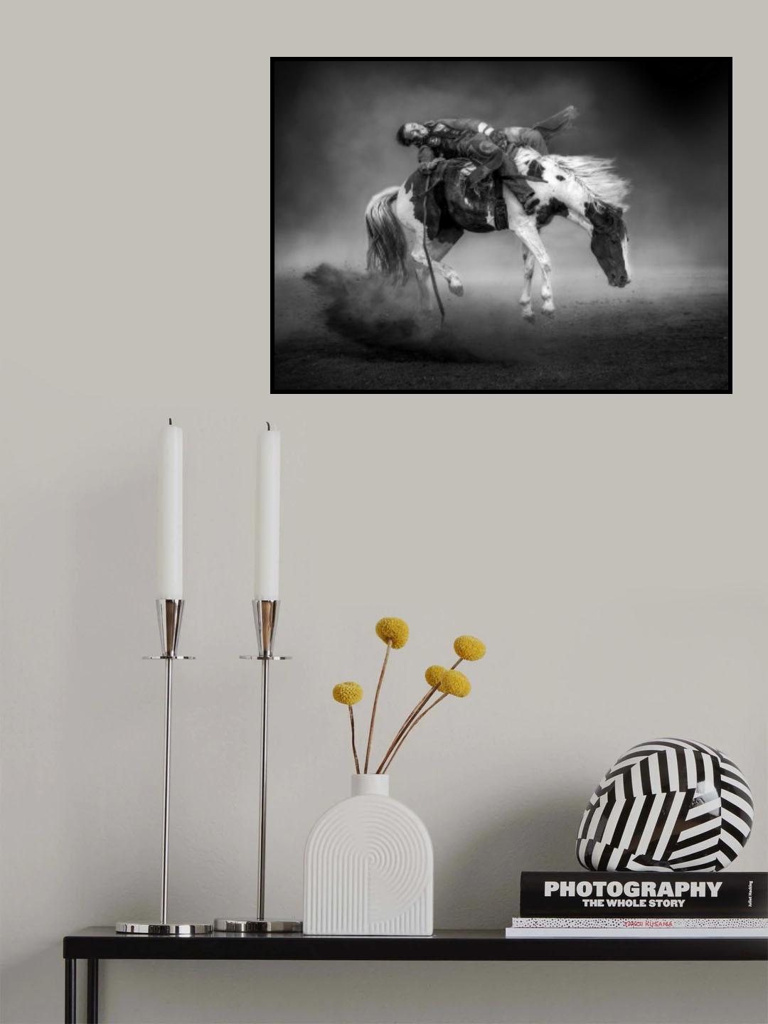 Holding On Poster och Canvastavla