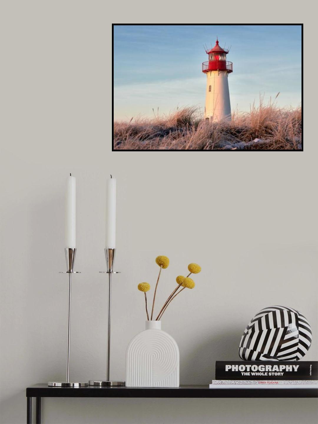 Lighthouse on winter morning Poster och Canvastavla