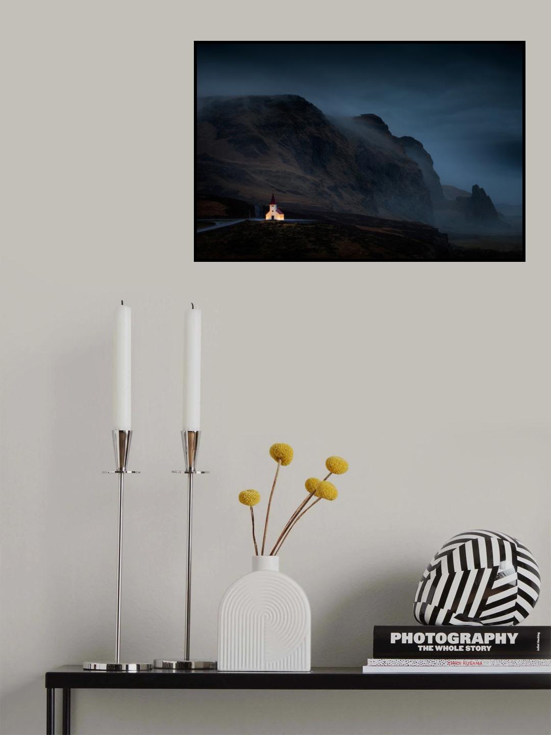 Waiting in the rain Poster och Canvastavla