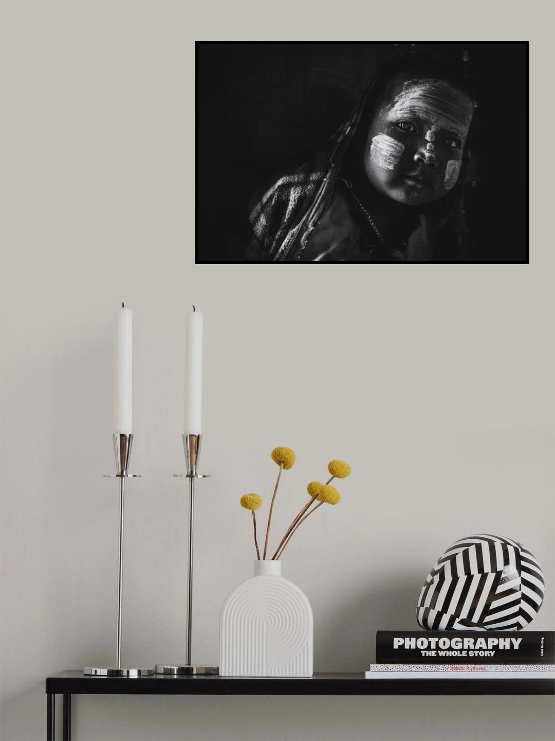 Young eyes in the darkness Poster och Canvastavla
