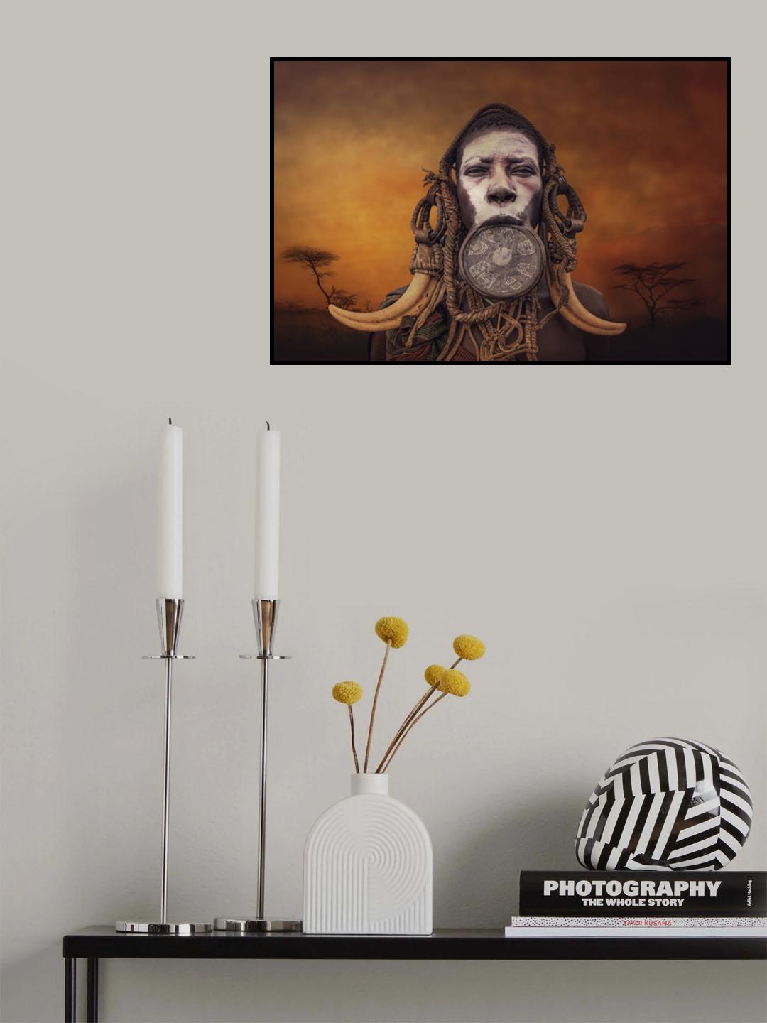 Woman from Mursi Poster och Canvastavla