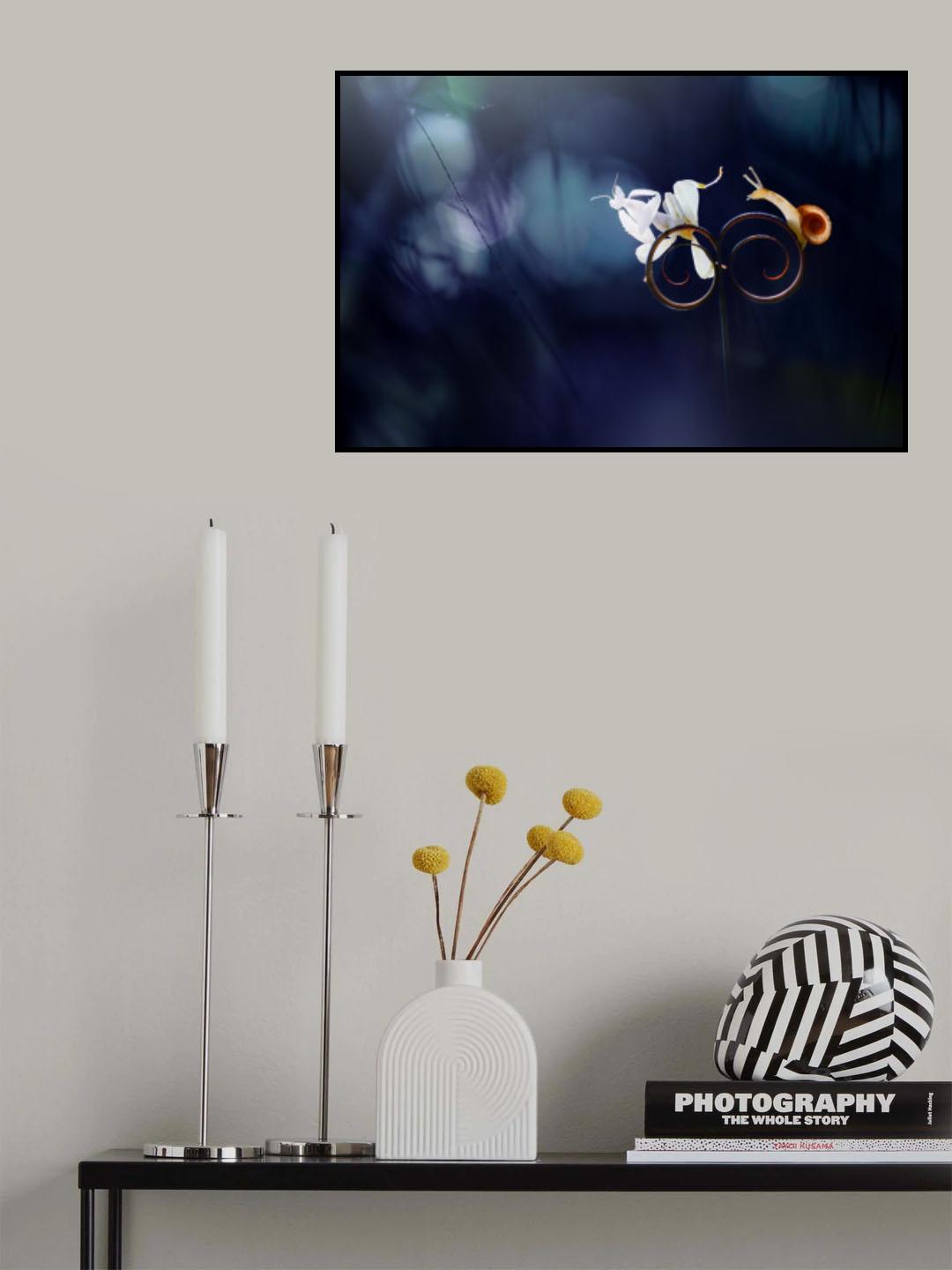 Orchid Mantis with Snail Poster och Canvastavla