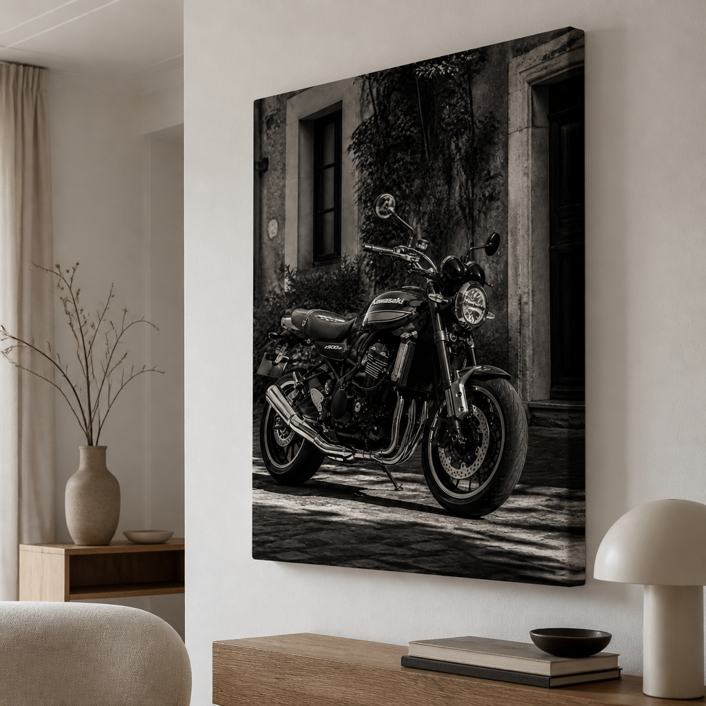 Kawasaki Z900RS – Classic Street Blackwhite Canvas