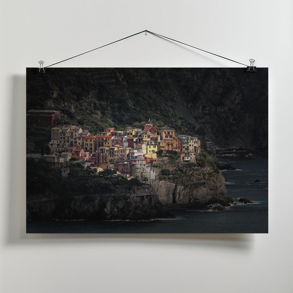 Spotlighted Manarola Poster och Canvastavla