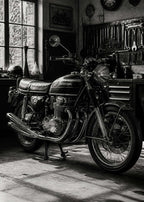 Honda CB750 – Classic Workshop Blackwhite Canvas