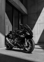 BMW S 1000 RR – Modern Architecture Blackwhite Canvas