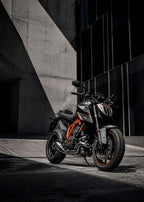 KTM 1290 Super Duke – Urban Orange Color Canvas
