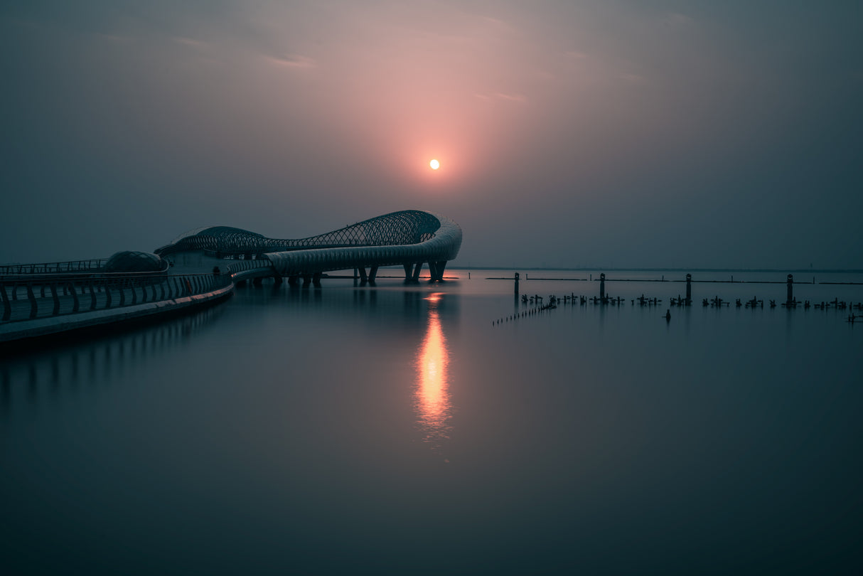Sunset of Suzhou Bay Poster och Canvastavla