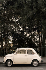 Little Car in Paris Poster och Canvastavla