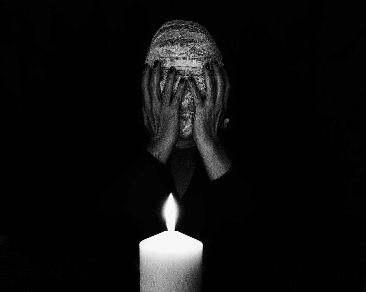 Presence in the dark ... IV of the series Poster och Canvastavla