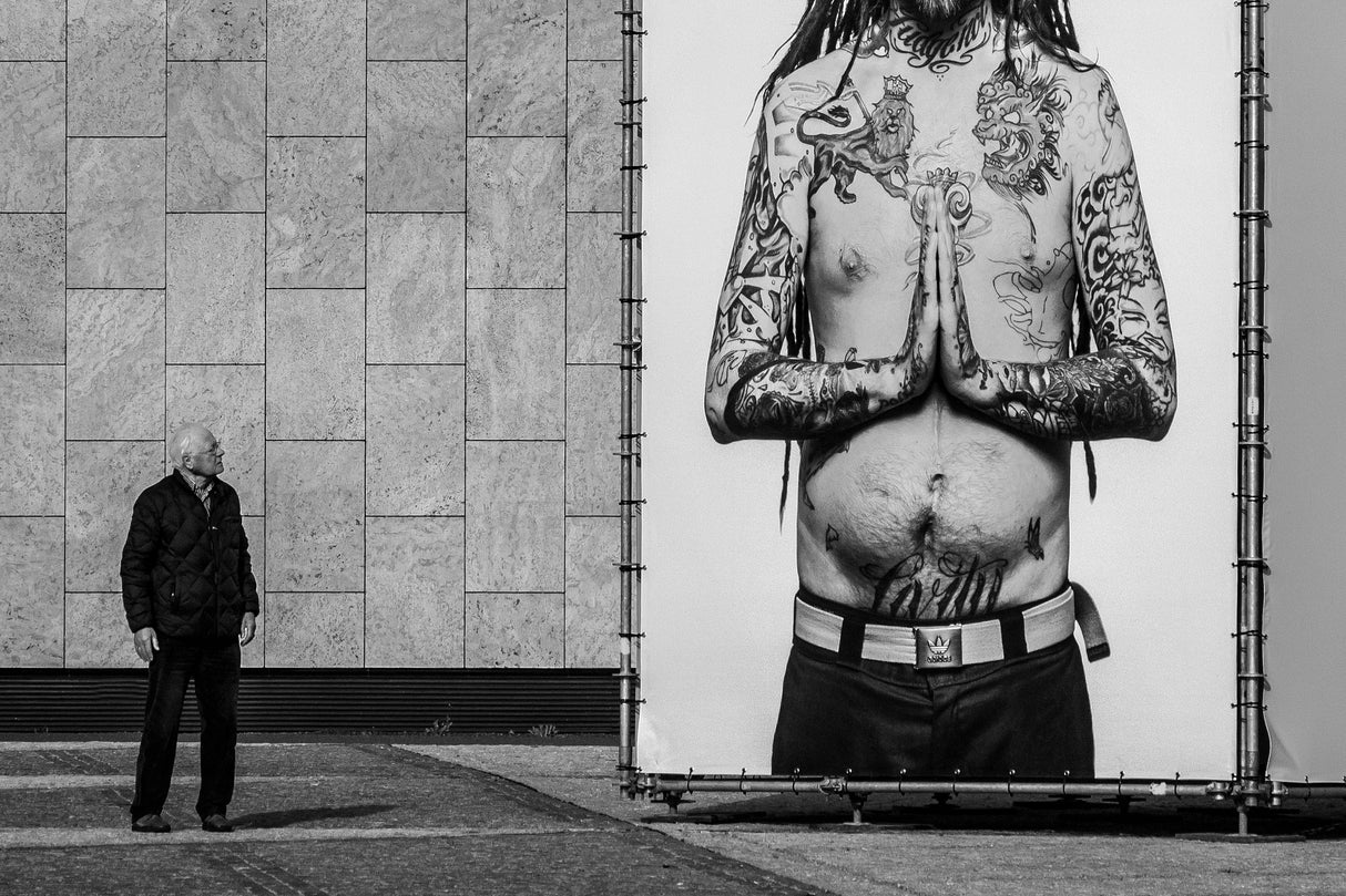 very different men Poster och Canvastavla
