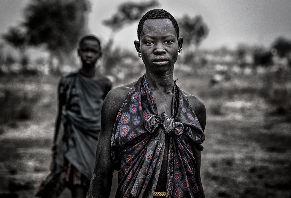 Mundari tribe woman in a cattle camp - South Sudan Poster och Canvastavla