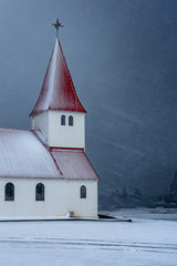 Snow storm in Vik Poster och Canvastavla