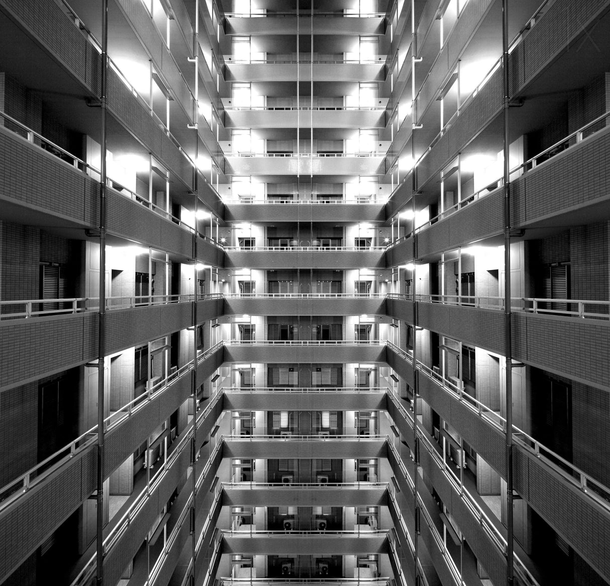 Corridor Poster och Canvastavla