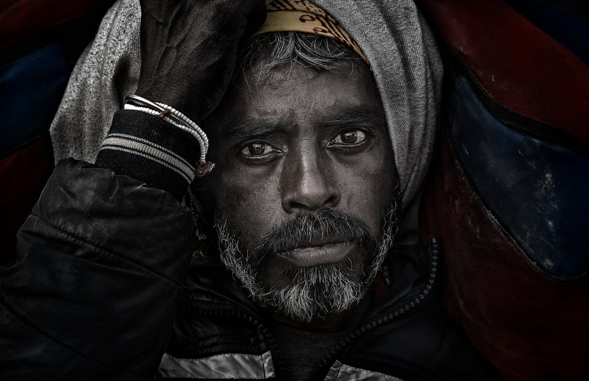 Indian man at the Kumbh Mela - Prayagraj - India Poster och Canvastavla