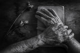 Old hands of my mother Poster och Canvastavla