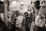 Ethiopia, in the way to collect water (black &amp; white version) Poster och Canvastavla