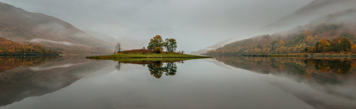 Loch Leven Poster och Canvastavla
