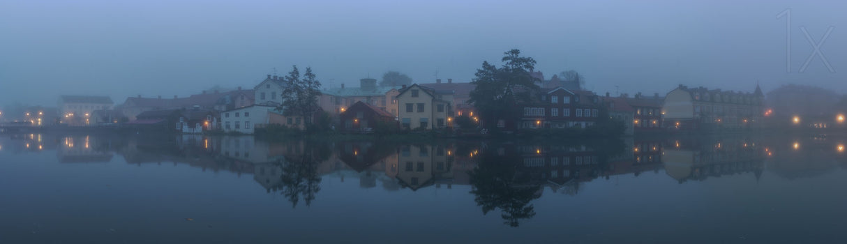 When darkness begins to release its grip of the Old Town Poster och Canvastavla