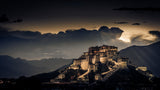 Potala Palace《金色之城》 Poster och Canvastavla