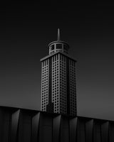 the tower plaza dubai Poster och Canvastavla