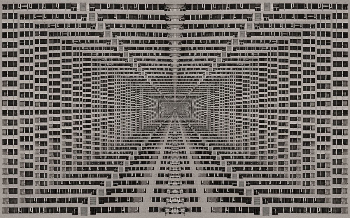 Windows and balconies disappearing into infinity Poster och Canvastavla