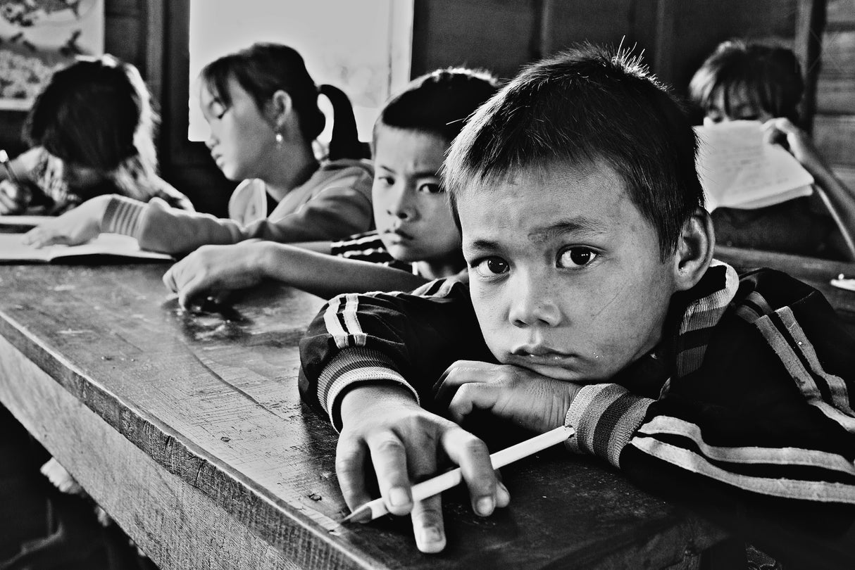 Children of school on the water. Poster och Canvastavla