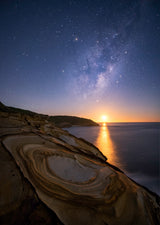 Moon and Milky way Poster och Canvastavla