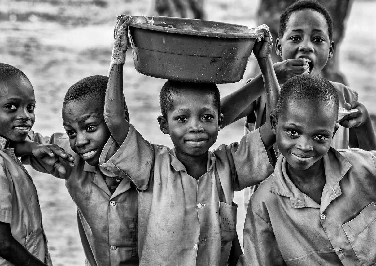 Children playing the best poses - Benin Poster och Canvastavla