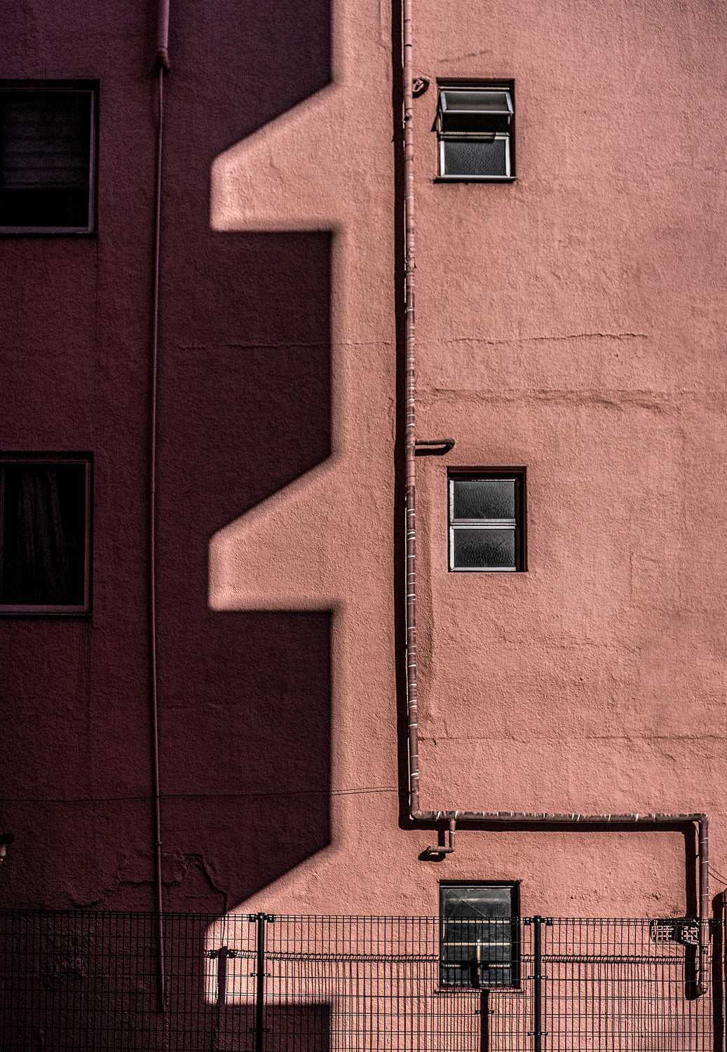 Walls and shadows Poster och Canvastavla