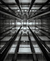 elevator shaft Casa Confetti Poster och Canvastavla