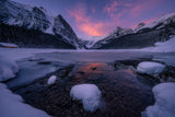 Pretty Morning at Lake Louise Poster och Canvastavla