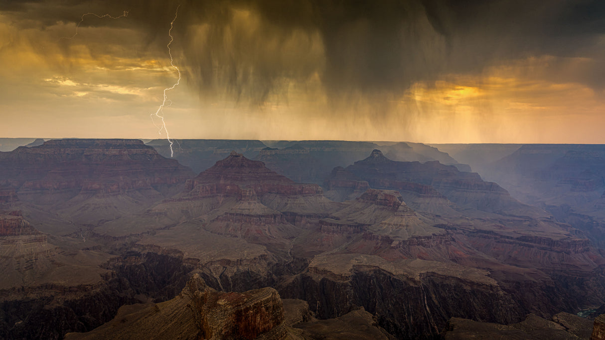 Grand Canyon Monsoon Poster och Canvastavla