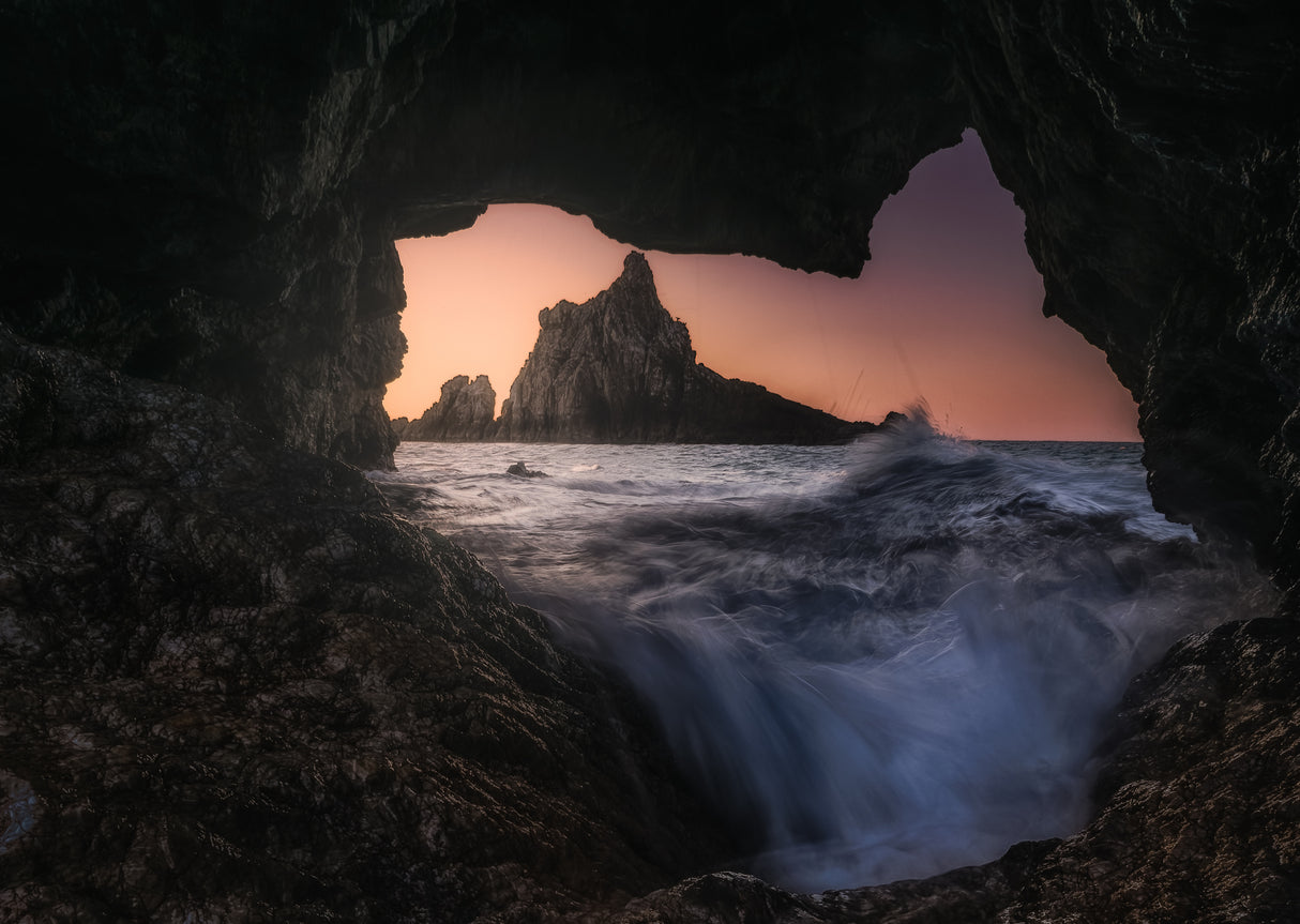 cave sea scenery Poster och Canvastavla