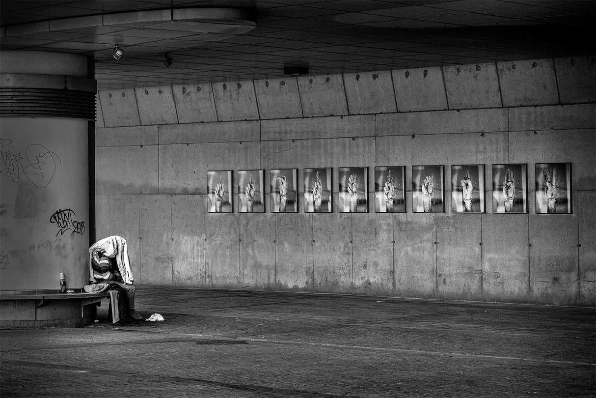 Lost in his loneliness Poster och Canvastavla