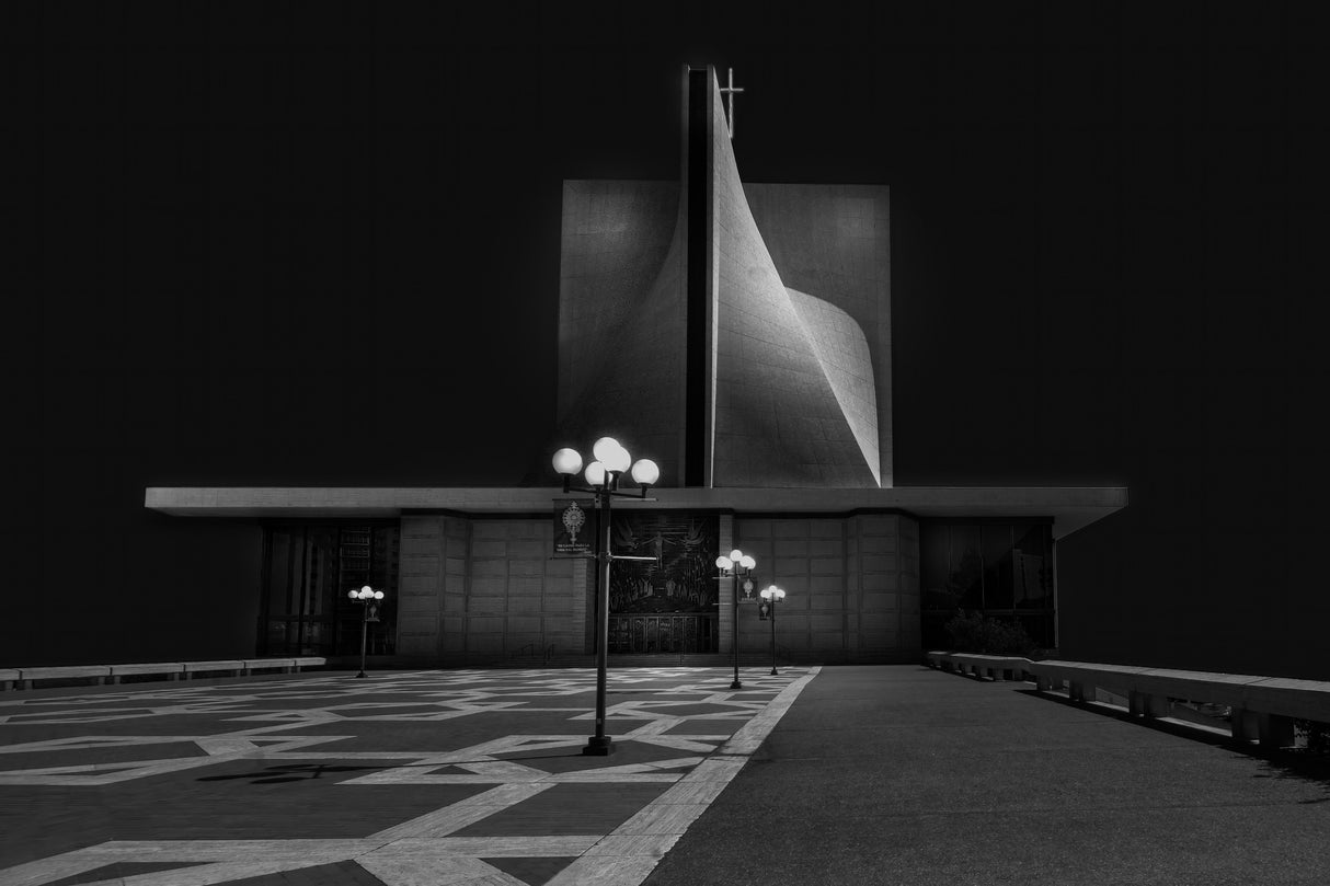 Another perspective of a Cathedral Poster och Canvastavla