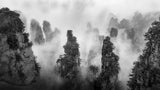 Mountain peaks towering into the sky Poster och Canvastavla