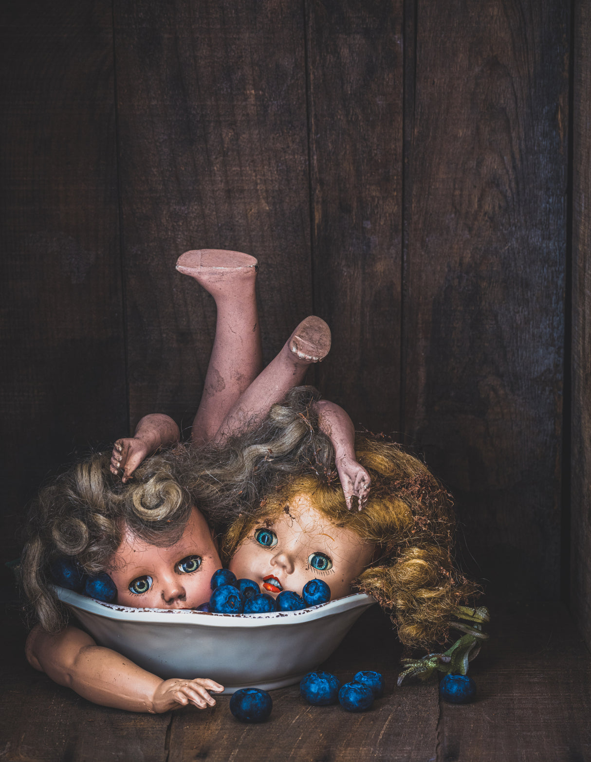 Dolls and blueberries Poster och Canvastavla