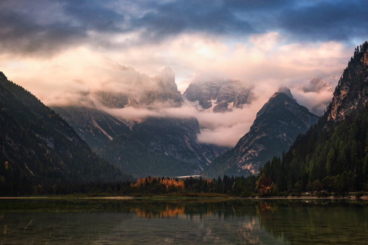 Dramatic Morning in the Dolomites Poster och Canvastavla