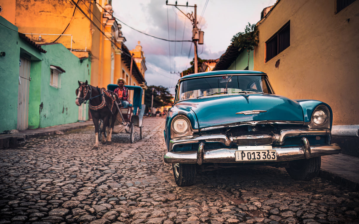 Sunset streets of Trinidad Poster och Canvastavla