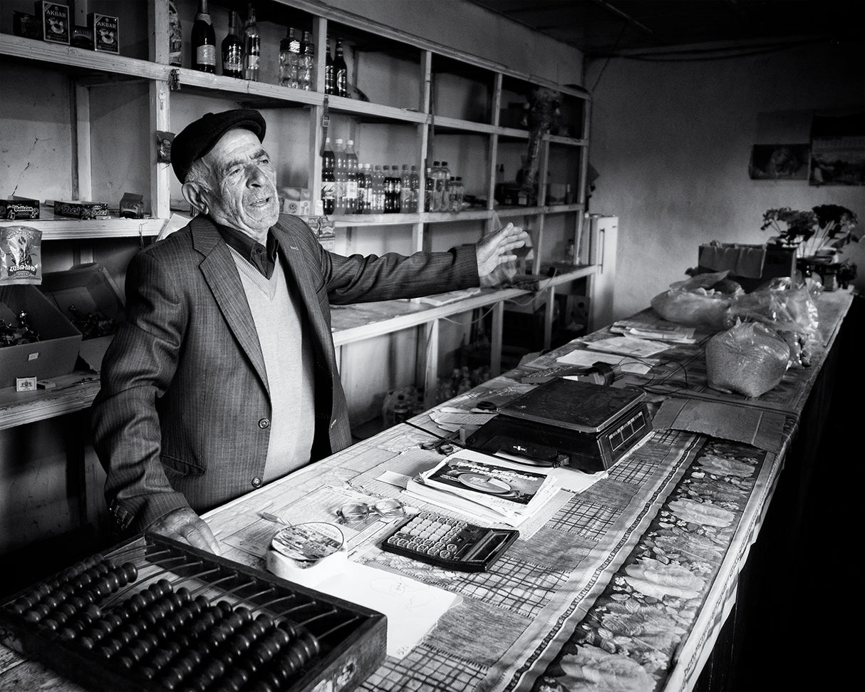 Shopkeeper Poster och Canvastavla