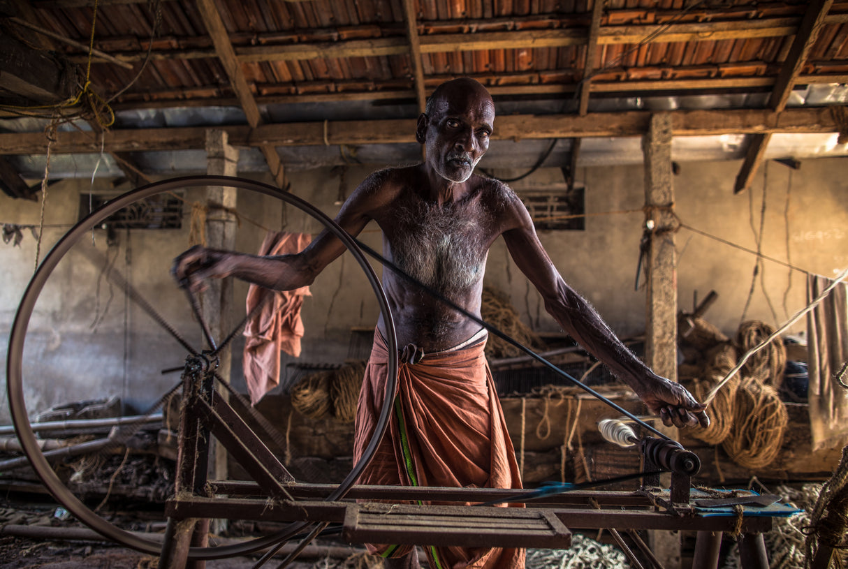 Coconut carpets maker Poster och Canvastavla