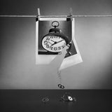 The time is almost out. Version 2 Poster och Canvastavla