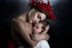 Maternity (Protection) Poster och Canvastavla