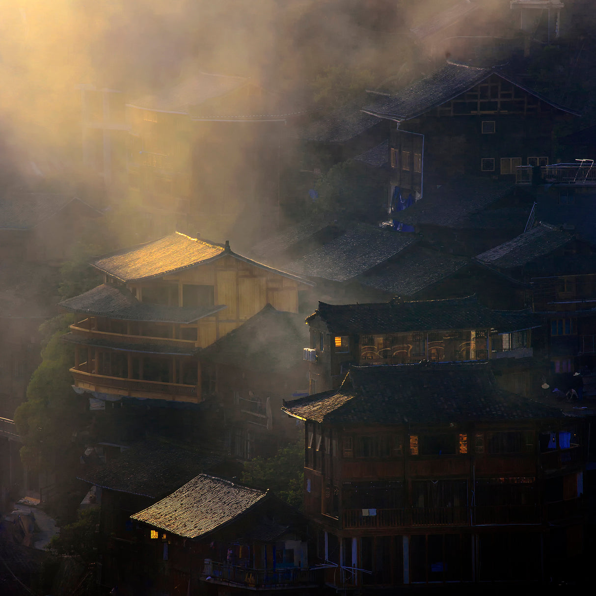 The Miao Village in Mist Poster och Canvastavla